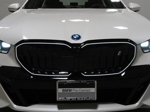 Used 2026 BMW i5 eDrive40 w/ M Sport Package AWD/4WD image 36