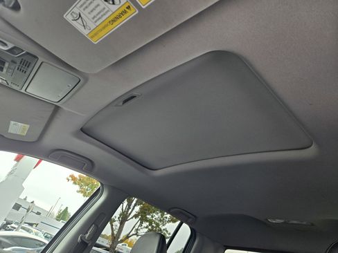 Used 2019 Honda Ridgeline RTL-E image 12