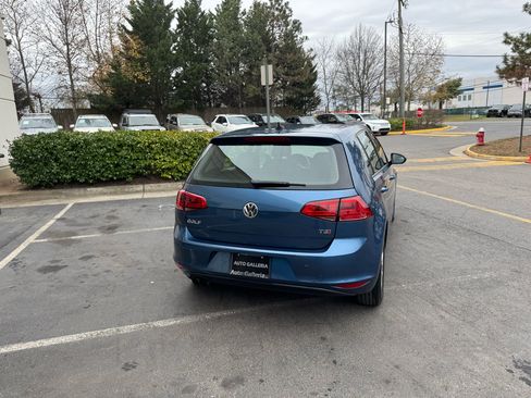 Used 2016 Volkswagen Golf S image 26