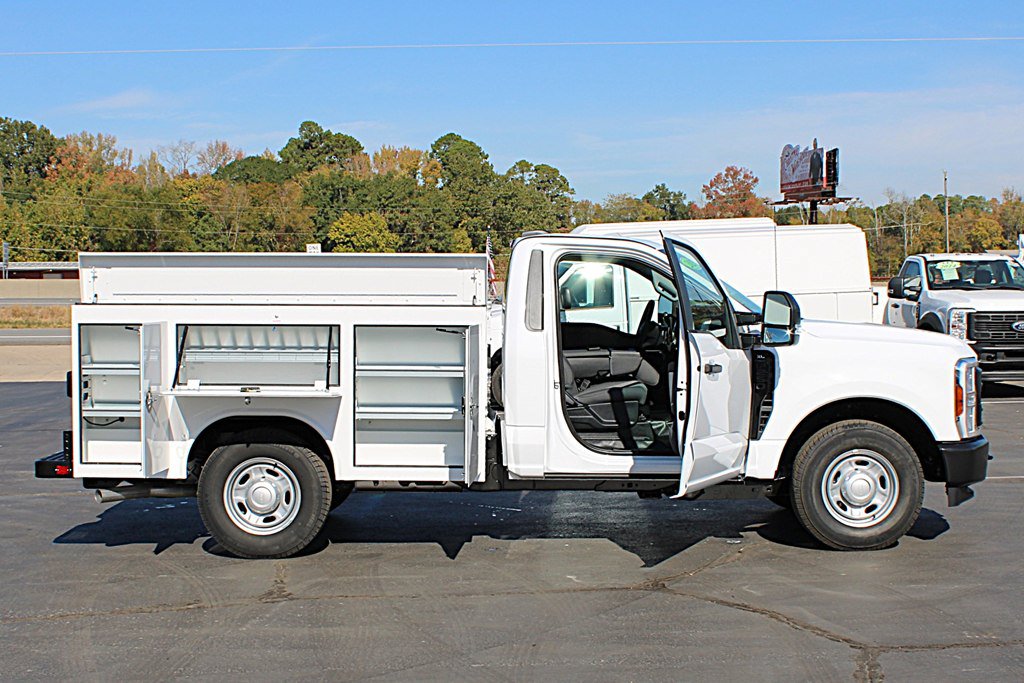 Used 2027 Ford F250 XL RWD image 12
