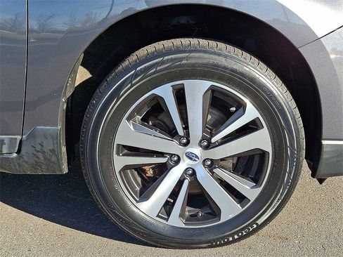 Used 2019 Subaru Outback 3.6R Limited image 9