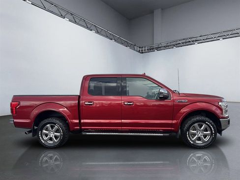 Used 2018 Ford F150 Lariat w/ Equipment Group 502A Luxury image 3