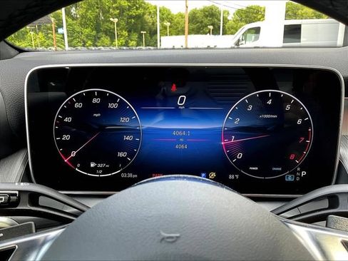 Used 2026 Mercedes-Benz GLC 300 4MATIC image 15