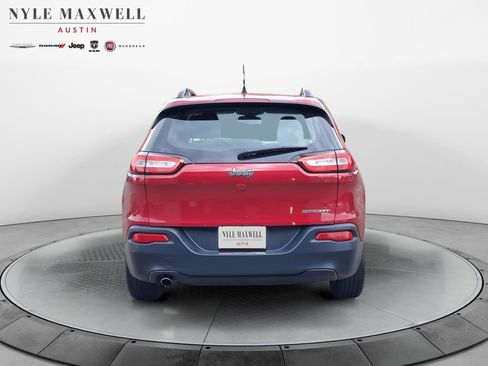 Used 2015 Jeep Cherokee Sport w/ Sport Appearance Group image 14