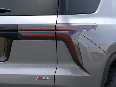 New 2026 Chevrolet Traverse Z71 w/ Driver Confidence Package image 11