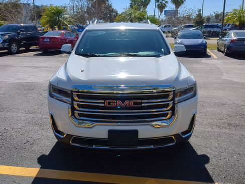 Used 2023 GMC Acadia SLT image 4