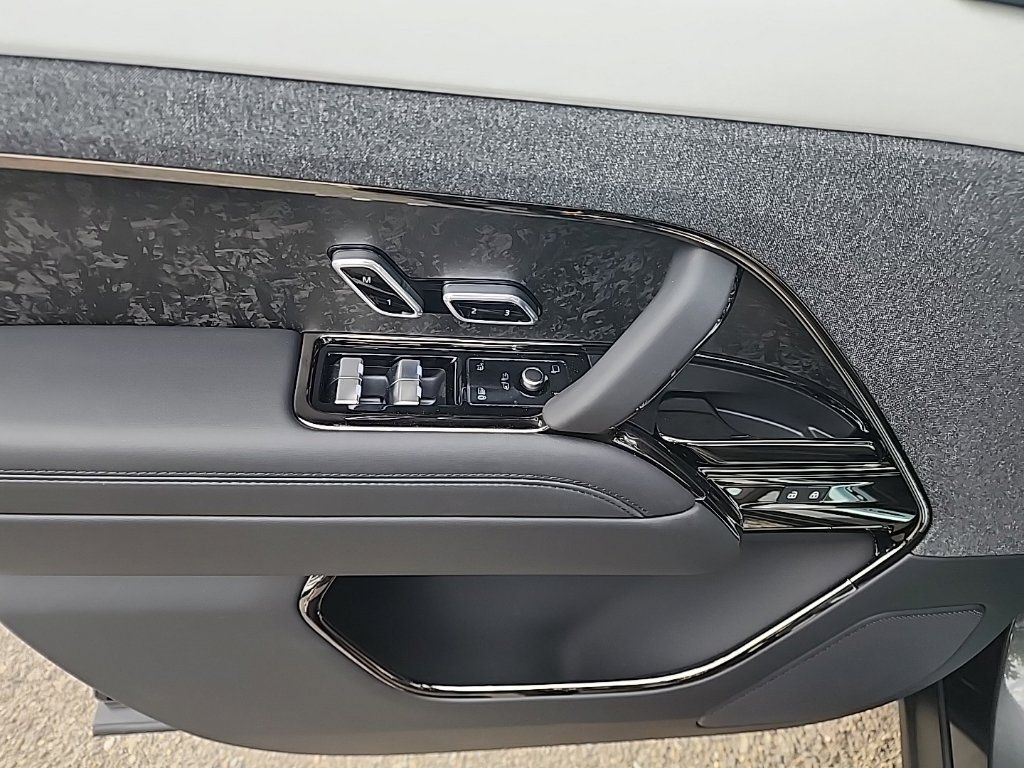 New 2026 Land Rover Range Rover Sport Dynamic SE AWD/4WD image 10