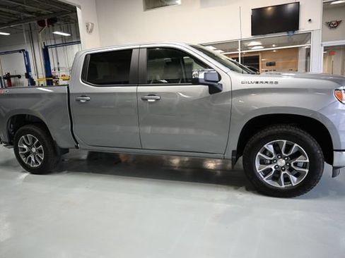 New 2026 Chevrolet Silverado 1500 LT AWD/4WD image 4