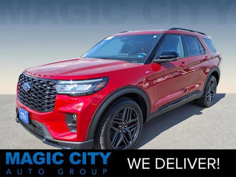 Certified 2025 Ford Explorer ST-Line w/ Premium Package AWD/4WD image 1