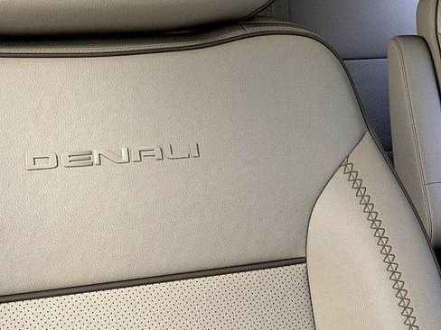 New 2026 GMC Yukon Denali image 21