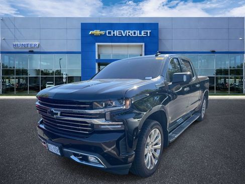 Used 2021 Chevrolet Silverado 1500 High Country w/ Technology Package AWD/4WD image 3