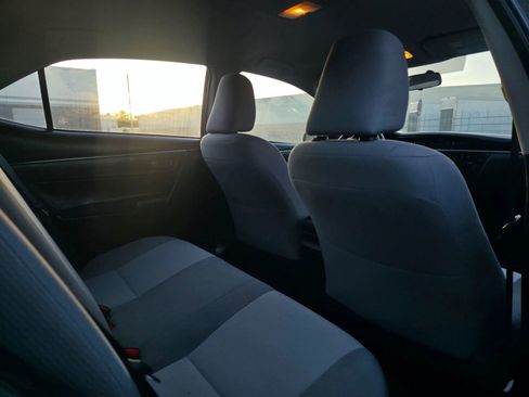 Used 2014 Toyota Corolla L FWD image 12