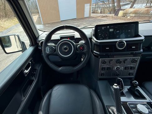 Used 2025 INEOS Grenadier image 32