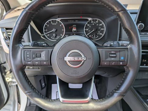 Used 2023 Nissan Rogue SL AWD/4WD image 52