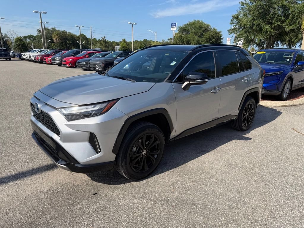 Used 2023 Toyota RAV4 XSE AWD/4WD image 13