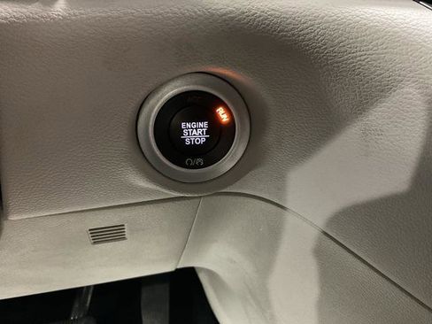 Used 2019 Chrysler Pacifica Touring-L Plus w/ Advanced Safetytec Group image 24