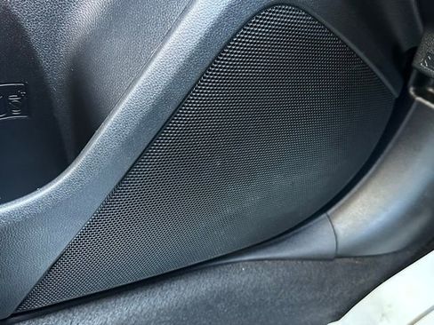 Used 2018 Subaru Crosstrek 2.0i Premium image 18