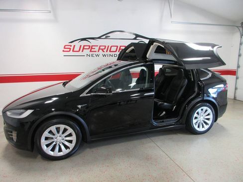 Used 2017 Tesla Model X 75D AWD/4WD image 21