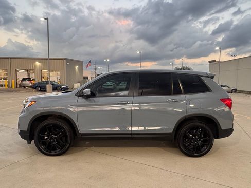 Certified 2023 Honda Passport EX-L image 5