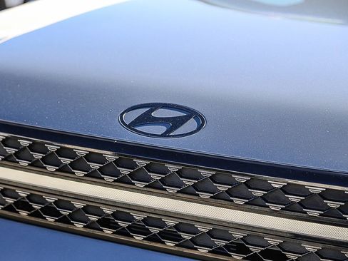 Used 2024 Hyundai Santa Fe Calligraphy image 5