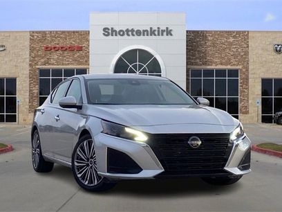 Used 2023 Nissan Altima 2.5 SL