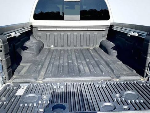 Used 2023 Nissan Frontier SV w/ SV Convenience Package AWD/4WD image 7