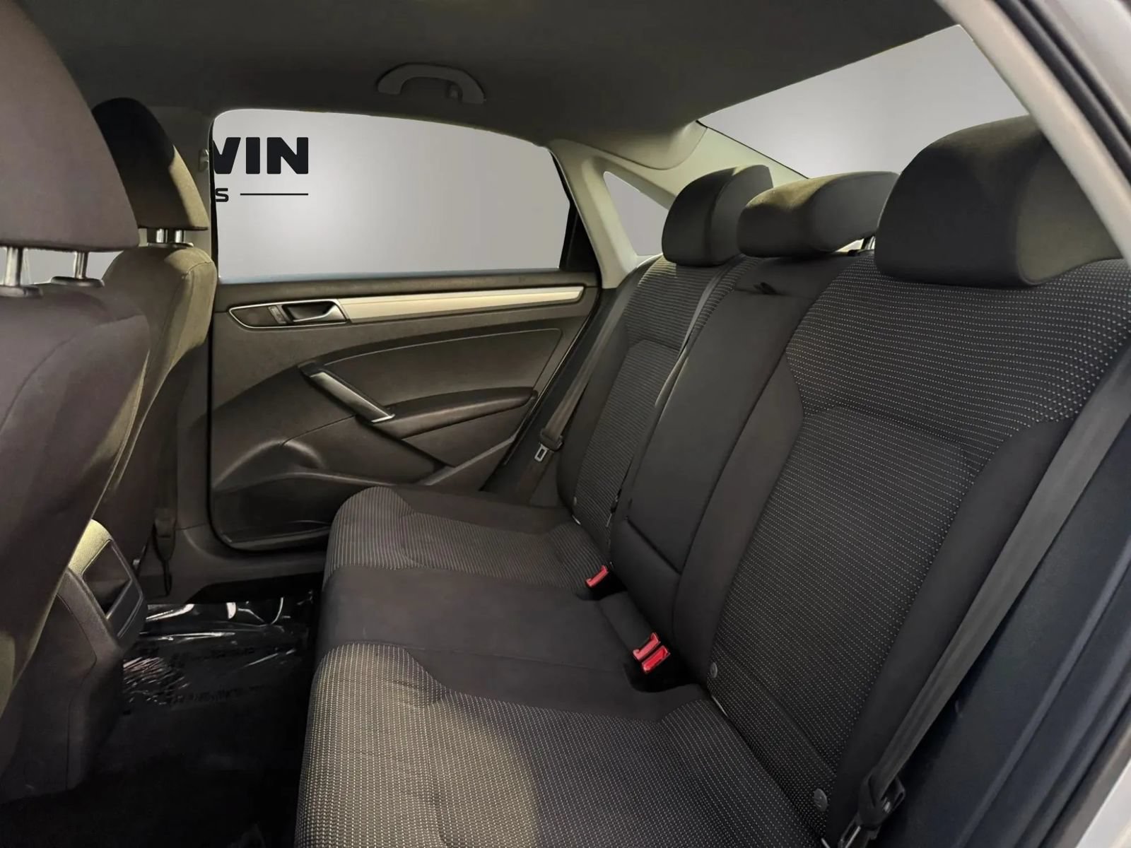 Used 2016 Volkswagen Passat 1.8T S FWD image 25
