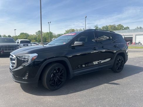 Used 2020 GMC Terrain SLE w/ Elevation Edition FWD image 12