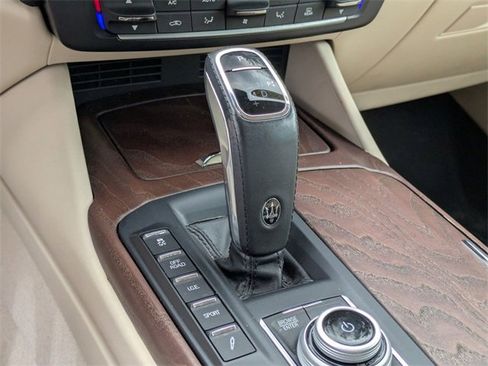 Used 2022 Maserati Levante GT image 16