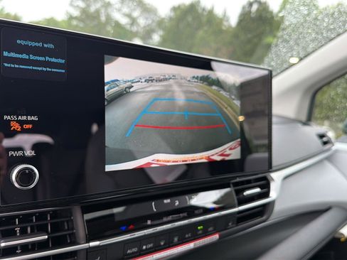 New 2026 Toyota Sienna XLE FWD image 24