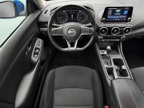 Used 2023 Nissan Sentra SV image 13