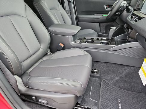 New 2026 Subaru Outback Limited AWD/4WD image 10