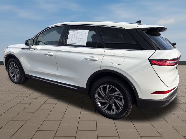 Certified 2023 Lincoln Corsair AWD image 4
