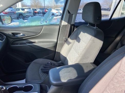 Used 2021 Chevrolet Equinox LT image 25