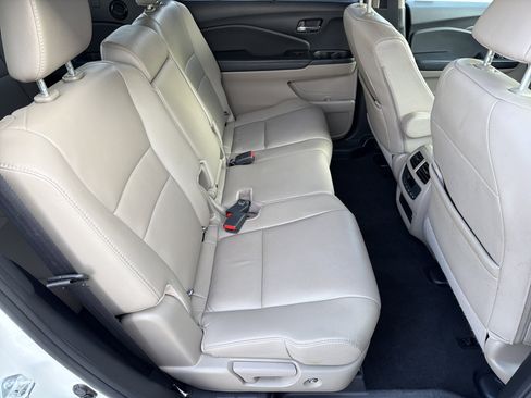 Used 2021 Honda Pilot EX-L image 17