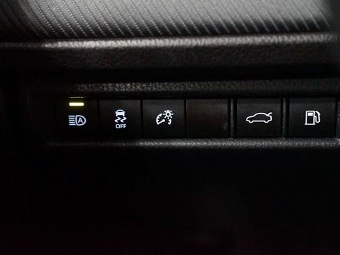 Used 2025 Toyota Camry SE FWD image 24