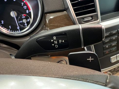 Used 2015 Mercedes-Benz GL 450 4MATIC image 36