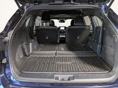 Used 2024 Toyota Highlander XSE image 49