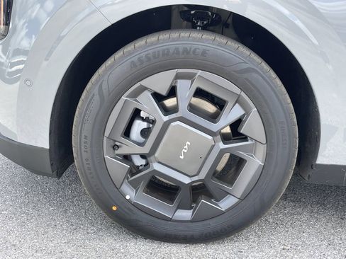 New 2026 Kia Carnival SX FWD image 35