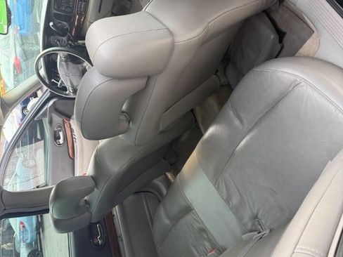 Used 2005 Buick Le Sabre Custom image 11