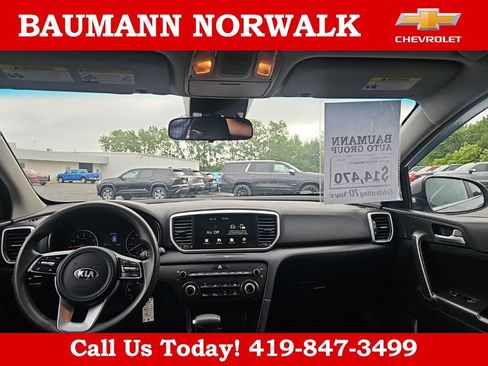 Used 2022 Kia Sportage LX FWD image 4