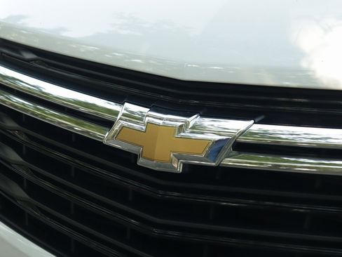 Used 2024 Chevrolet Equinox LT w/ LPO, Floor Liner Package image 30