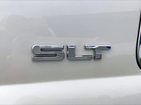 Used 2015 GMC Yukon XL SLT w/ Open Road Package image 10