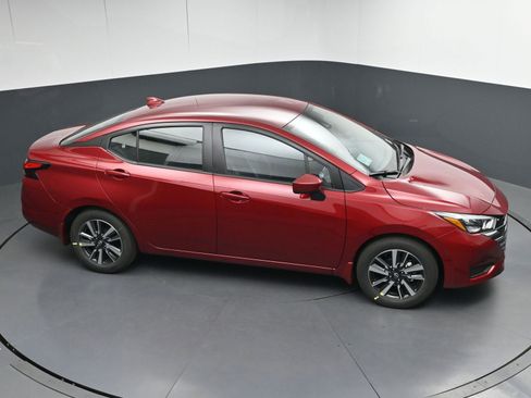New 2025 Nissan Versa SV w/ Trunk Package FWD image 30