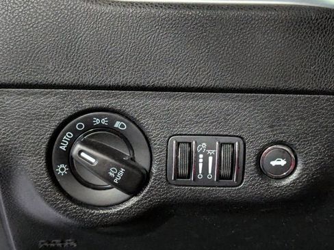 Used 2020 Dodge Charger Scat Pack image 17