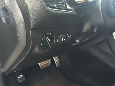 Used 2015 Dodge Challenger R/T Plus RWD image 20