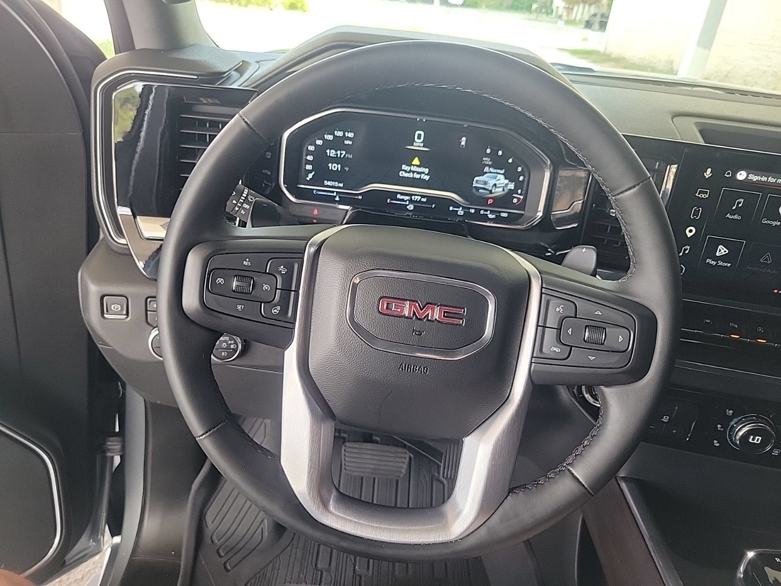 Used 2023 GMC Sierra 1500 SLT w/ SLT Premium Plus Package AWD/4WD image 27