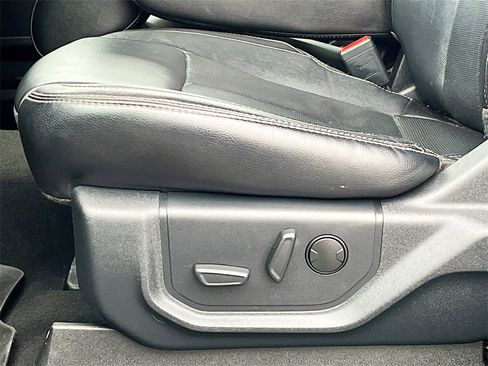 Used 2020 Ford F250 Lariat w/ Lariat Value Package image 18