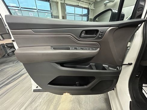 Used 2018 Honda Odyssey Touring image 52