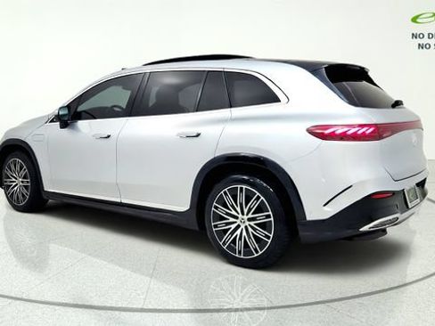 Used 2023 Mercedes-Benz EQS 580 4MATIC SUV image 6